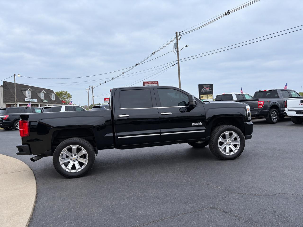Chevrolet Silverado 1500 4WD Crew Cab 143.5" High Country 2016