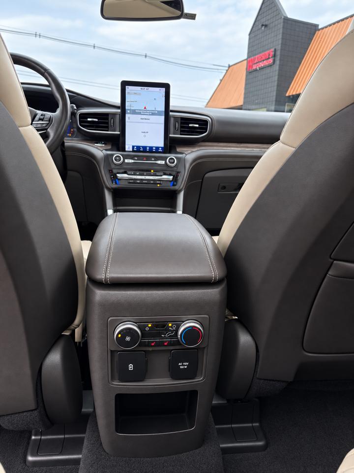 Ford Explorer Platinum 4WD 2020