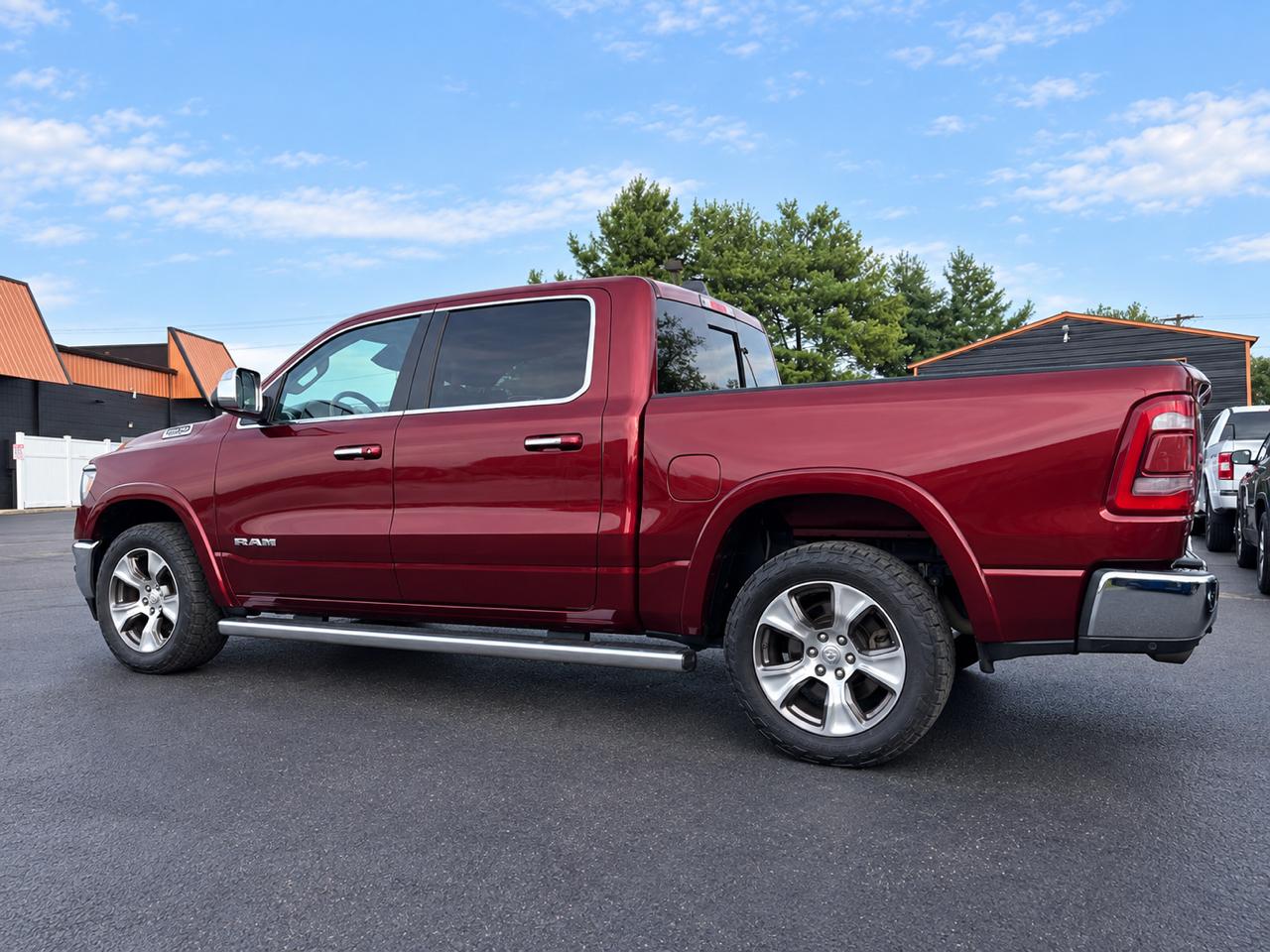 RAM 1500 Laramie 4x4 Crew Cab 5'7" Box 2019