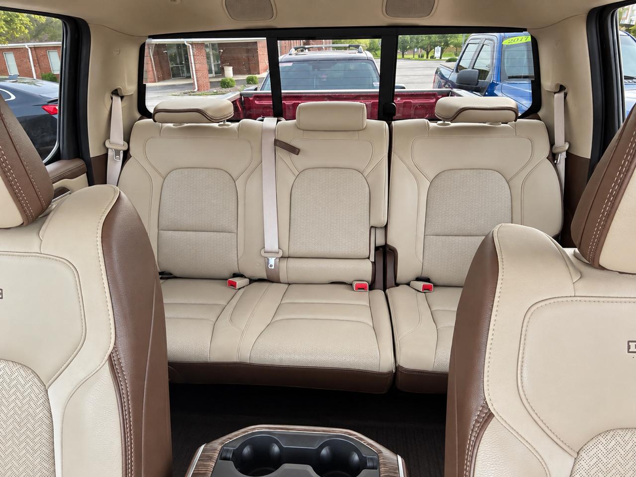 RAM 1500 Laramie 4x4 Crew Cab 5'7" Box 2019