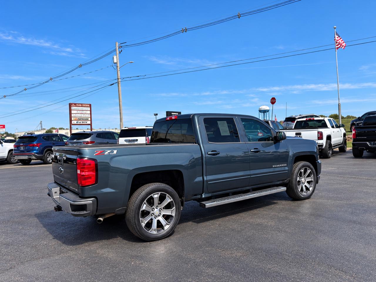 Chevrolet Silverado 1500 4WD Crew Cab 143.5" LT w/2LT 2018