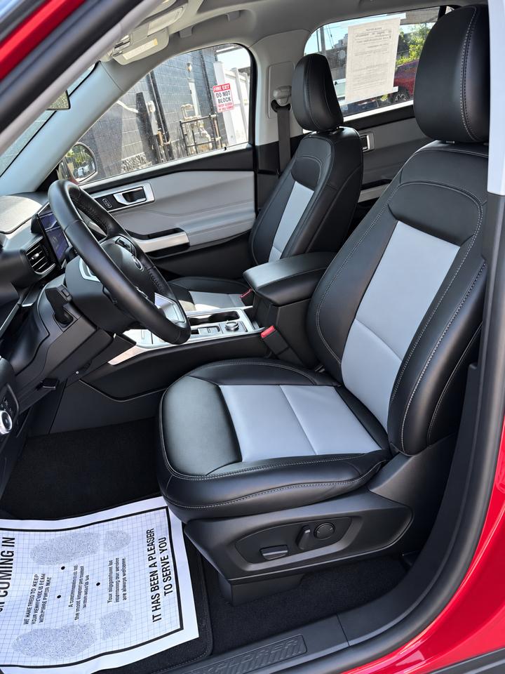 Ford Explorer XLT 4WD 2022