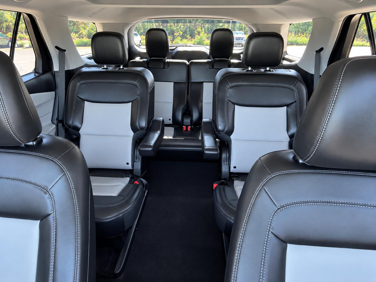 Ford Explorer XLT 4WD 2022