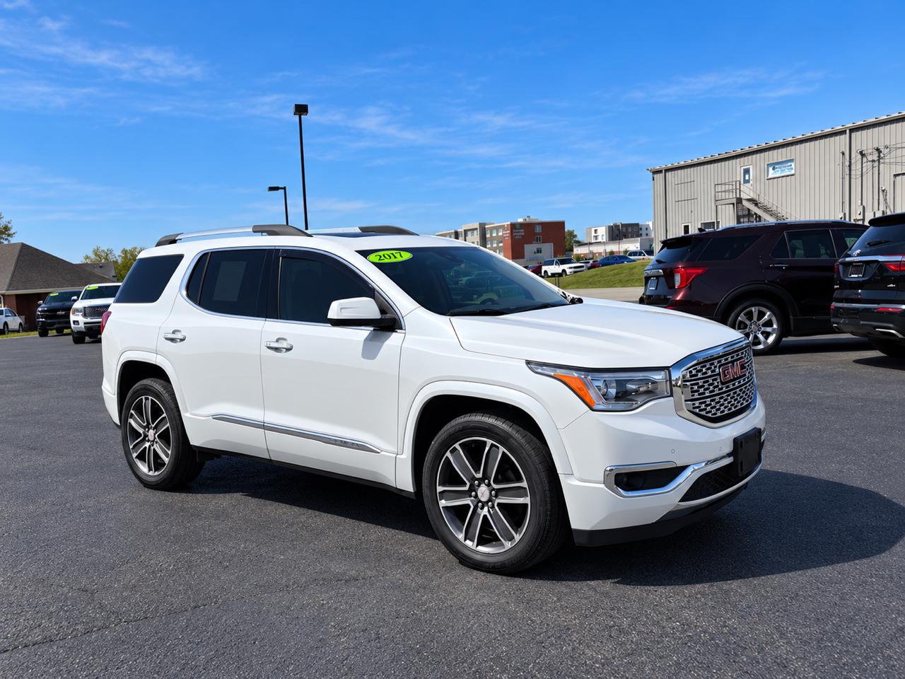 GMC Acadia AWD 4dr Denali 2017