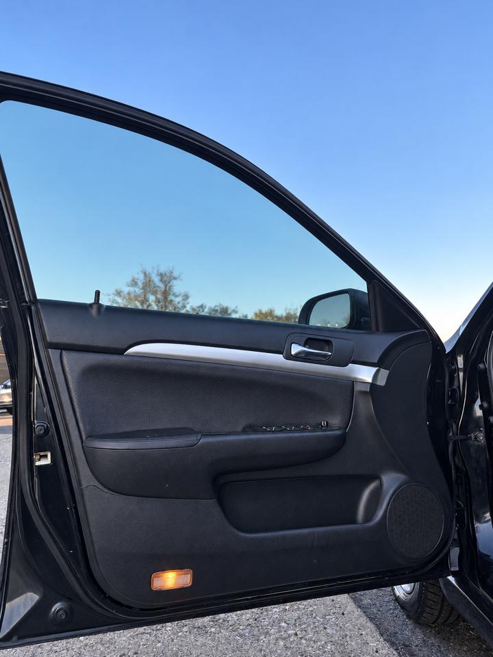 Acura TSX 4dr Sport Sdn Auto w/Navigation 2004