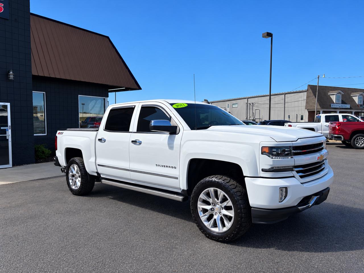 Chevrolet Silverado 1500 4WD Crew Cab 143.5" LTZ w/2LZ 2017