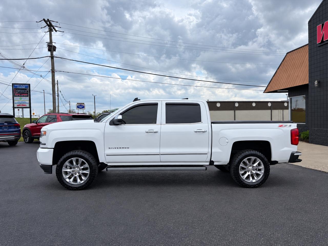 Chevrolet Silverado 1500 4WD Crew Cab 143.5" LTZ w/2LZ 2017