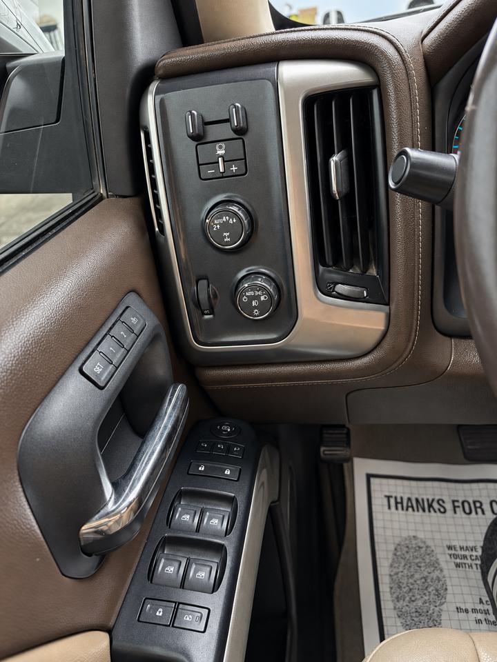 Chevrolet Silverado 1500 4WD Crew Cab 143.5" LTZ w/2LZ 2017