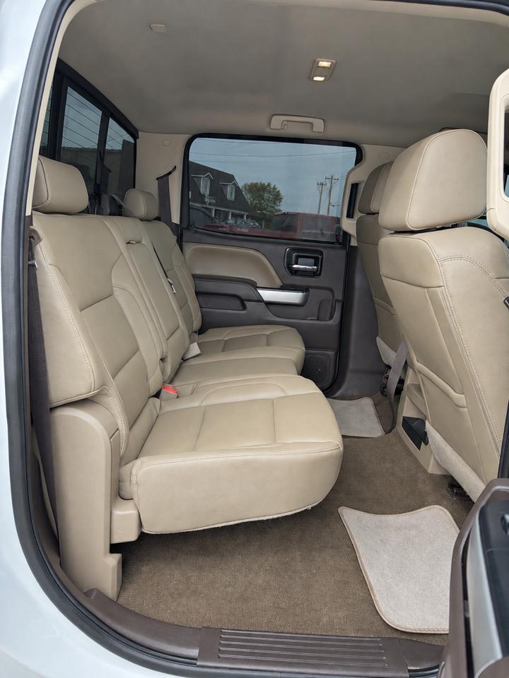 Chevrolet Silverado 1500 4WD Crew Cab 143.5" LTZ w/2LZ 2017