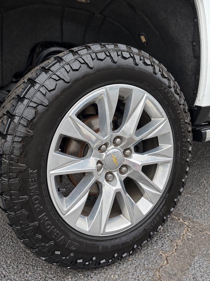 Chevrolet Silverado 1500 4WD Crew Cab 143.5" LTZ w/2LZ 2017