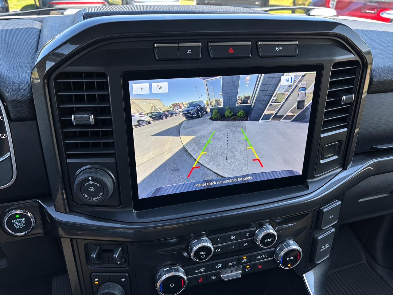 Ford F-150 XL 4WD SuperCrew 5.5' Box 2022