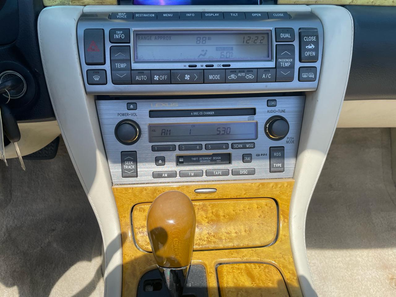 Lexus SC 430 2dr Convertible 2002