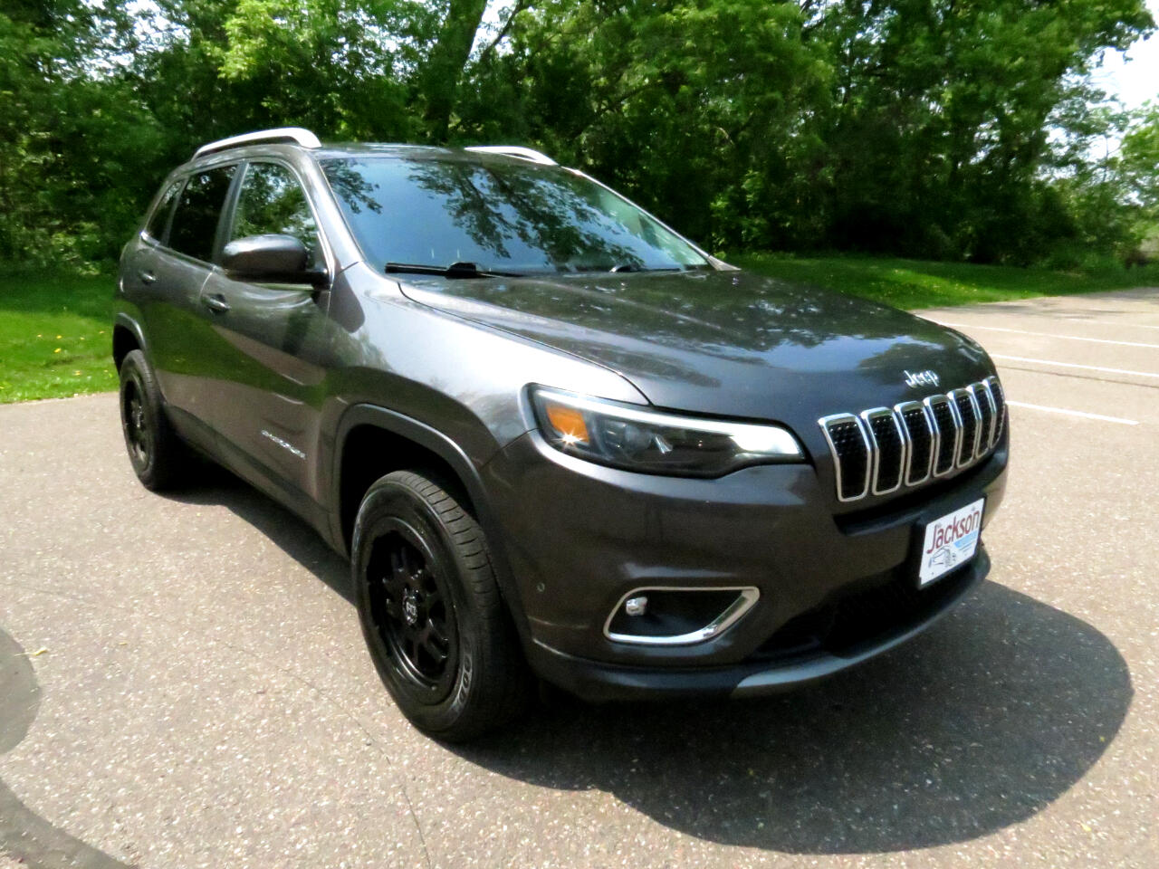Used 2019 Jeep Cherokee Limited 4x4 SUV For Sale In St. Paul, Minnesota