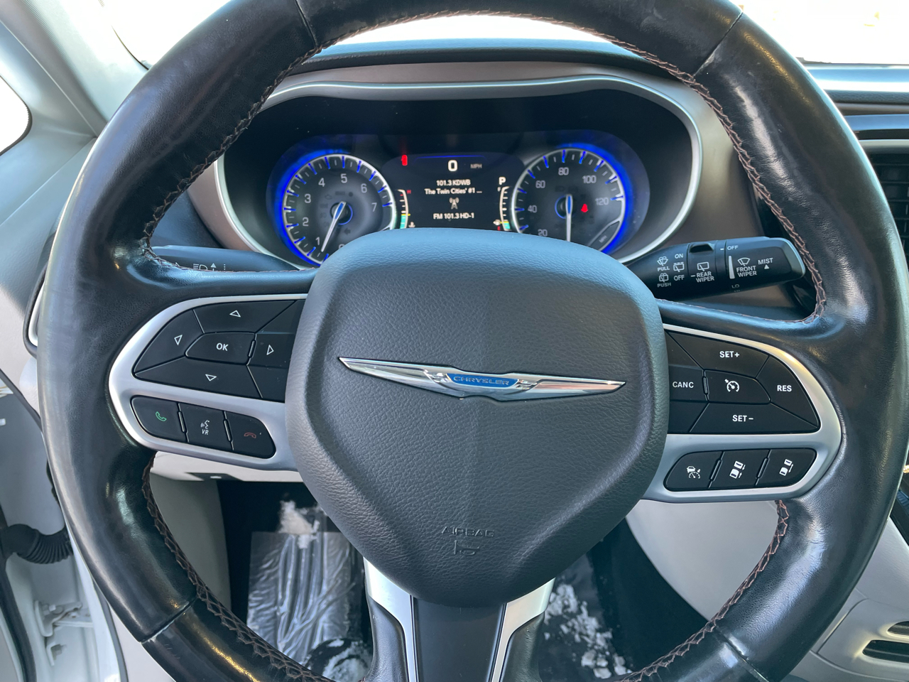 Chrysler Pacifica Touring L FWD 2019