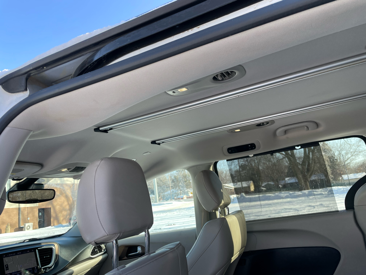 Chrysler Pacifica Touring L FWD 2019