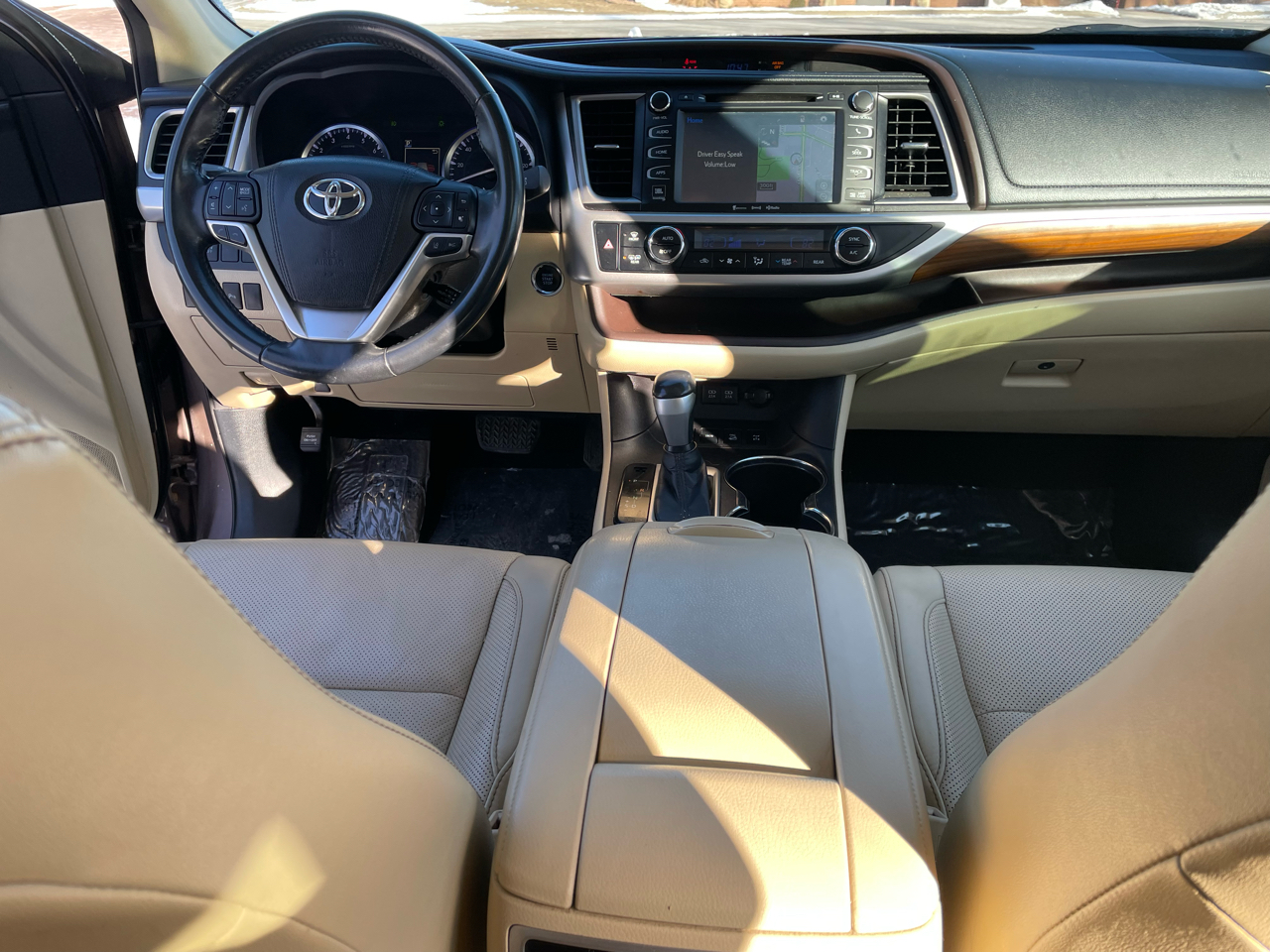 Toyota Highlander Limited V6 AWD (Natl) 2017