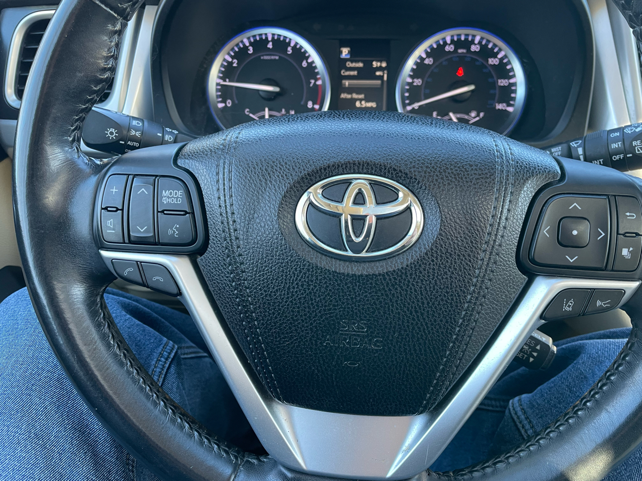 Toyota Highlander Limited V6 AWD (Natl) 2017