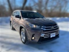 2017 Toyota Highlander 