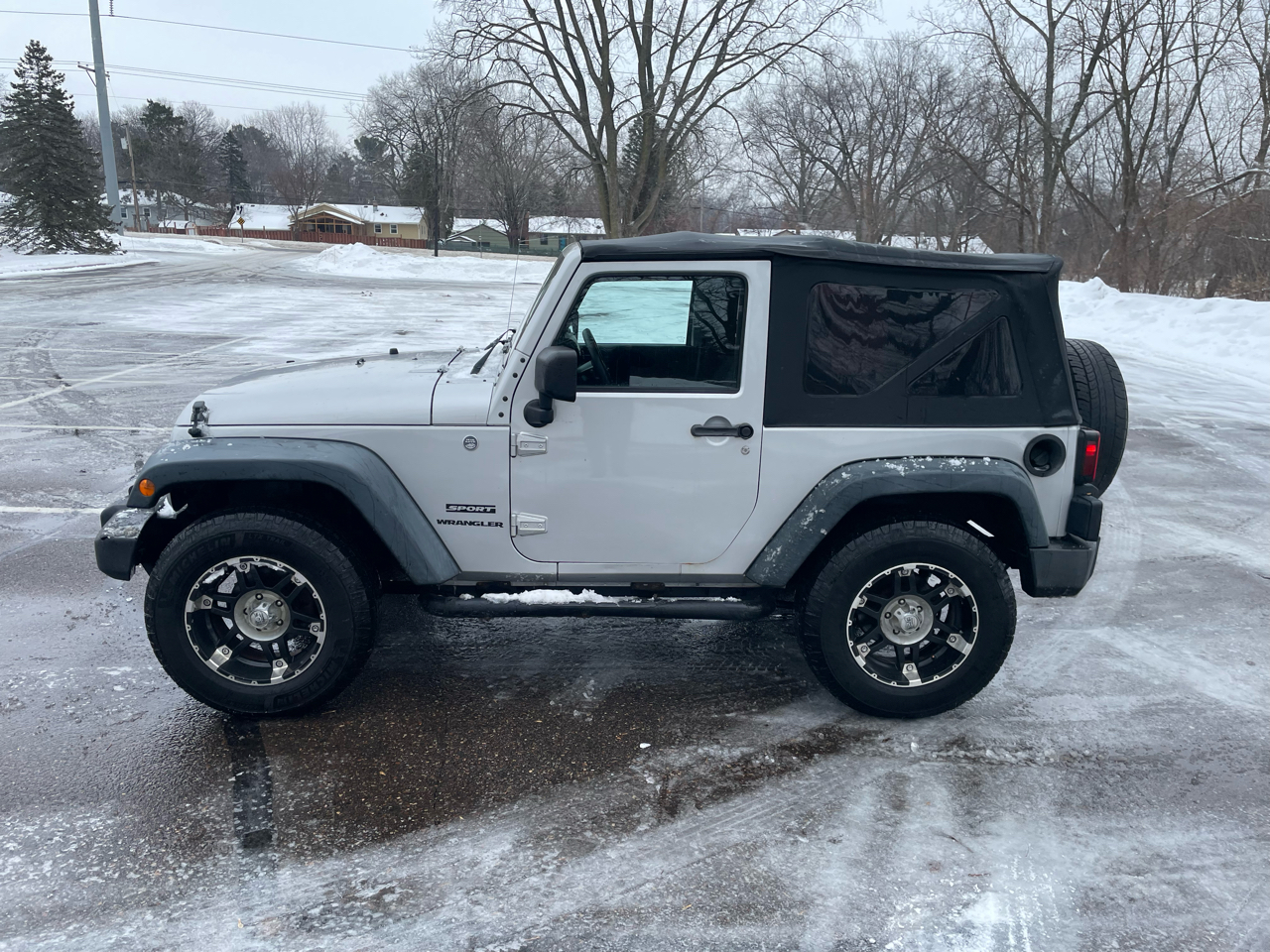 Jeep Wrangler 4WD 2dr Sport 2012