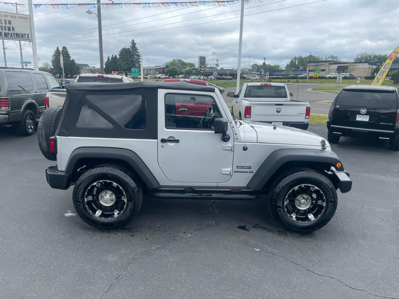 Jeep Wrangler 4WD 2dr Sport 2012
