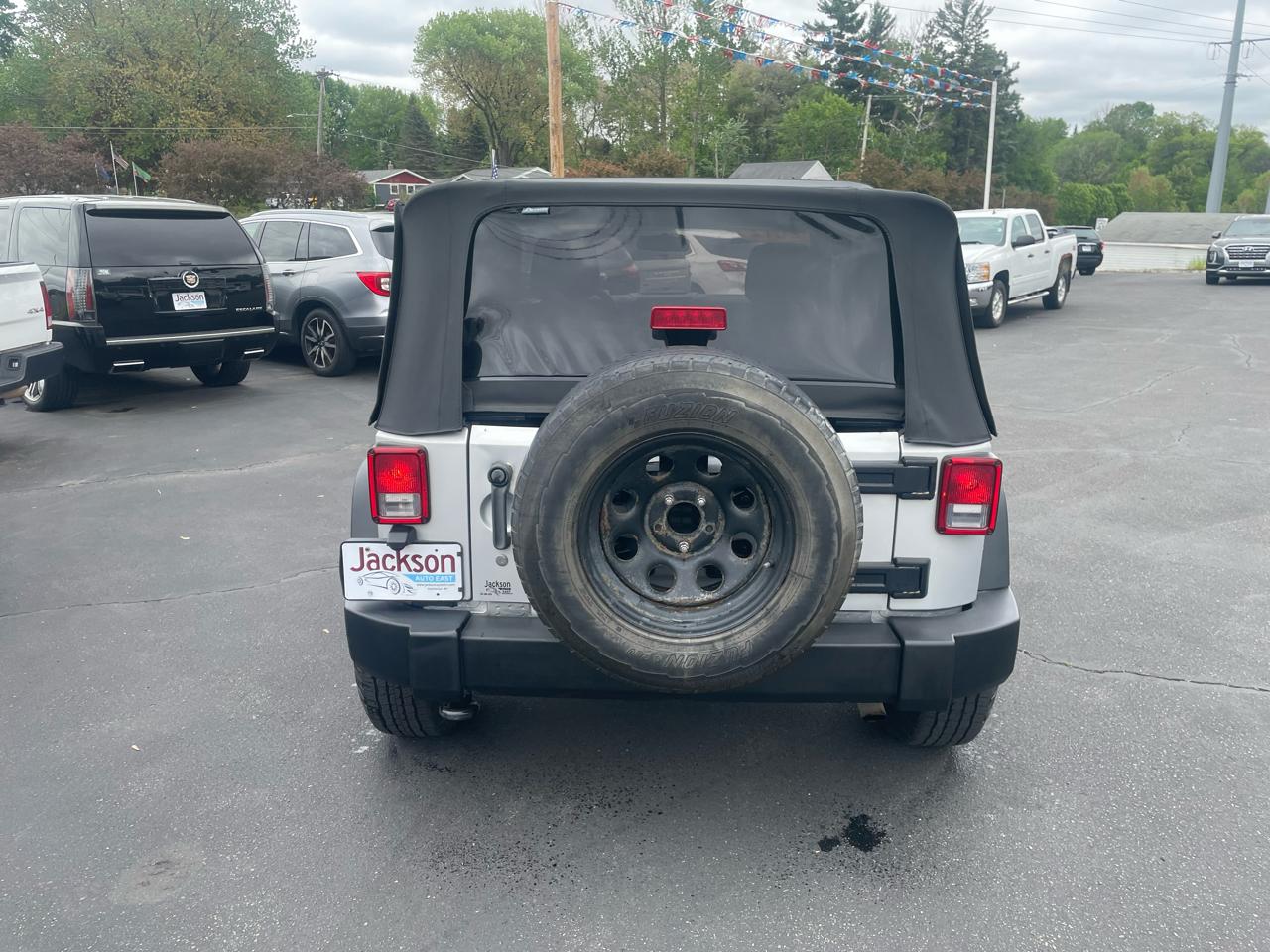 Jeep Wrangler 4WD 2dr Sport 2012