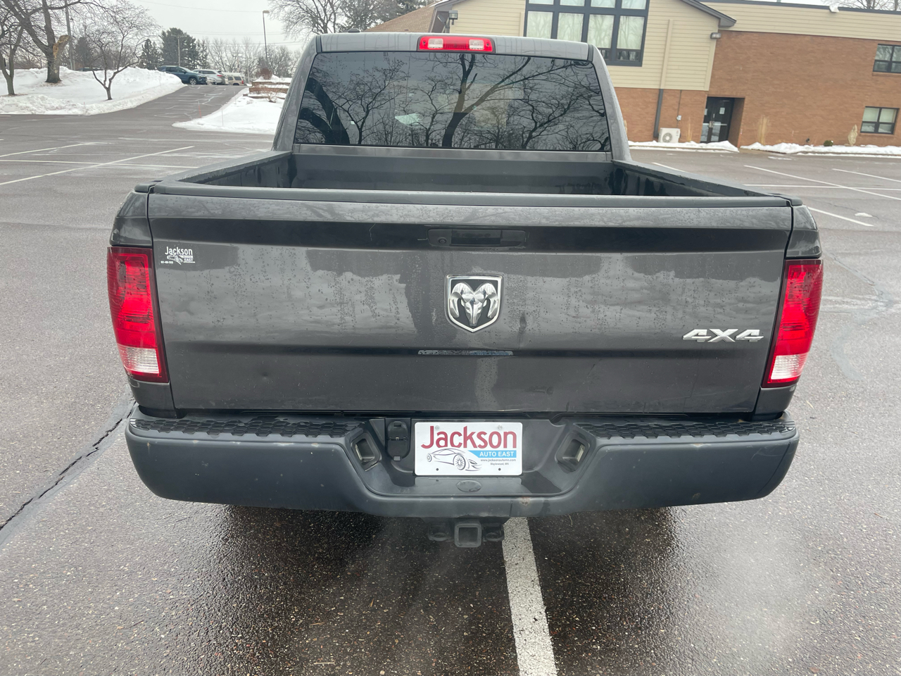 RAM 1500 Classic Tradesman 4x4 Crew Cab 5'7" Box 2019