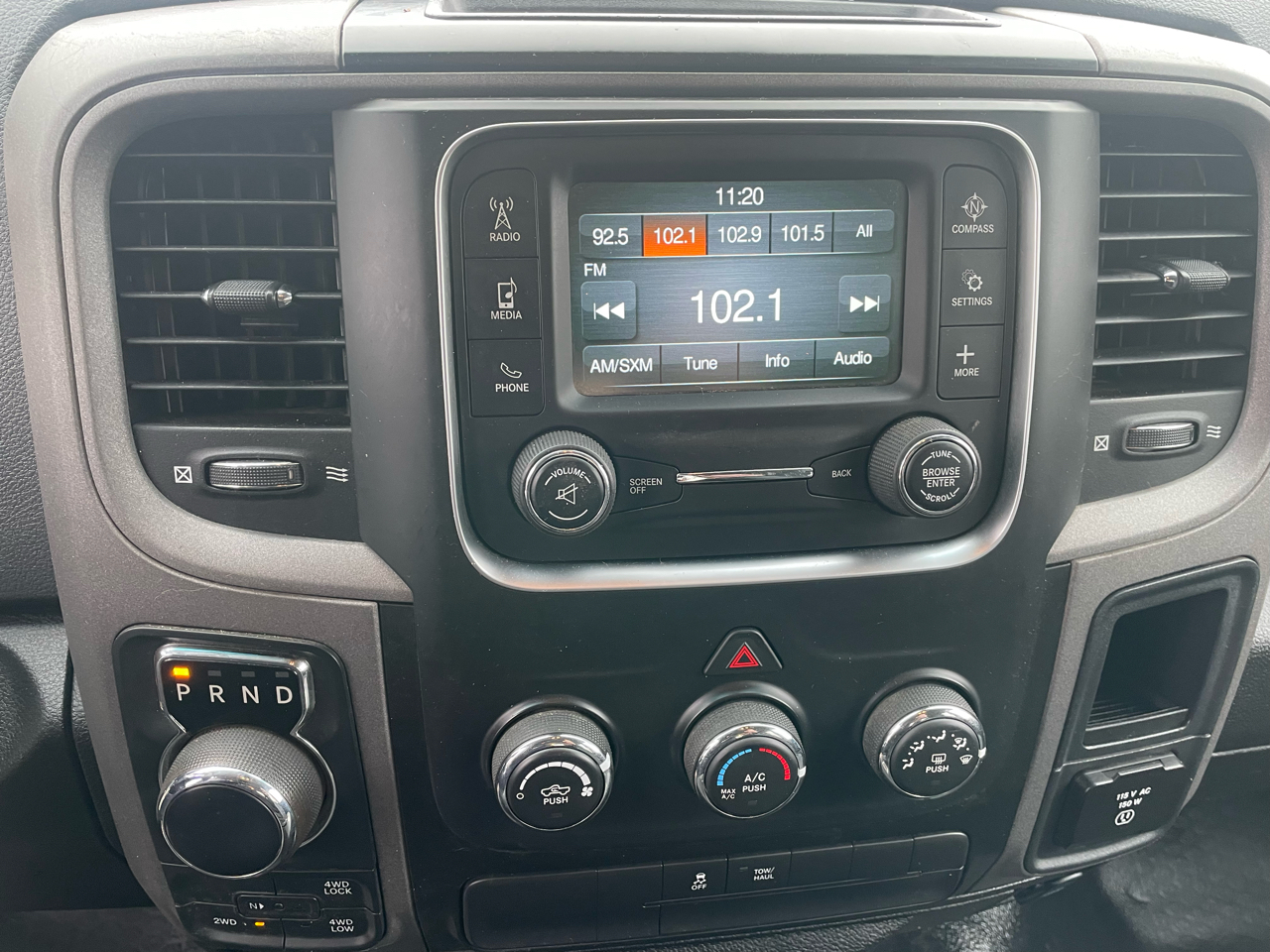 RAM 1500 Classic Tradesman 4x4 Crew Cab 5'7" Box 2019