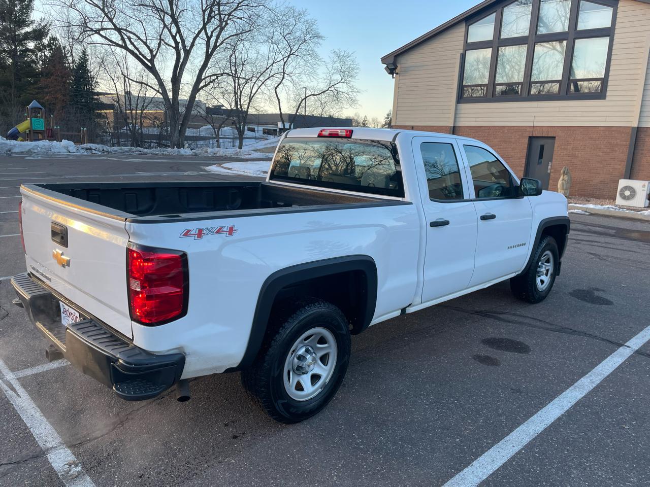 Chevrolet Silverado 1500 4WD Double Cab 143.5" Work Truck 2017