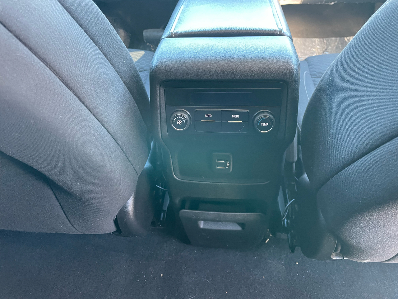 GMC Acadia AWD 4dr SLE w/SLE-2 2019