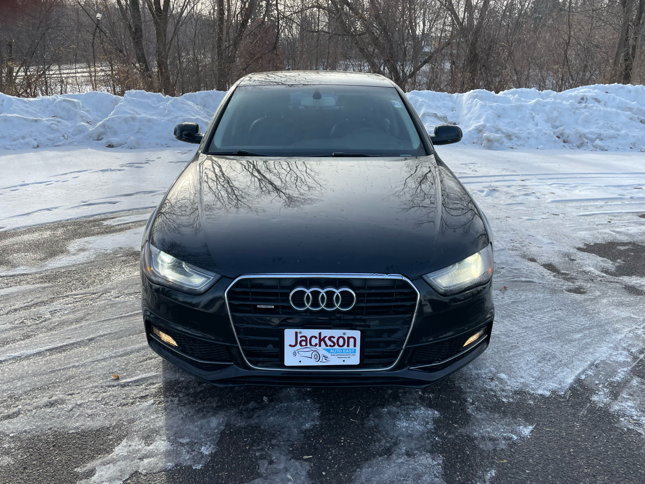 Audi A4 4dr Sdn Auto quattro 2.0T Premium 2014