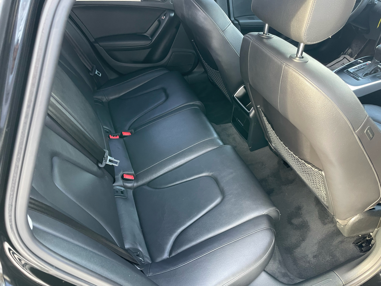 Audi A4 4dr Sdn Auto quattro 2.0T Premium 2014