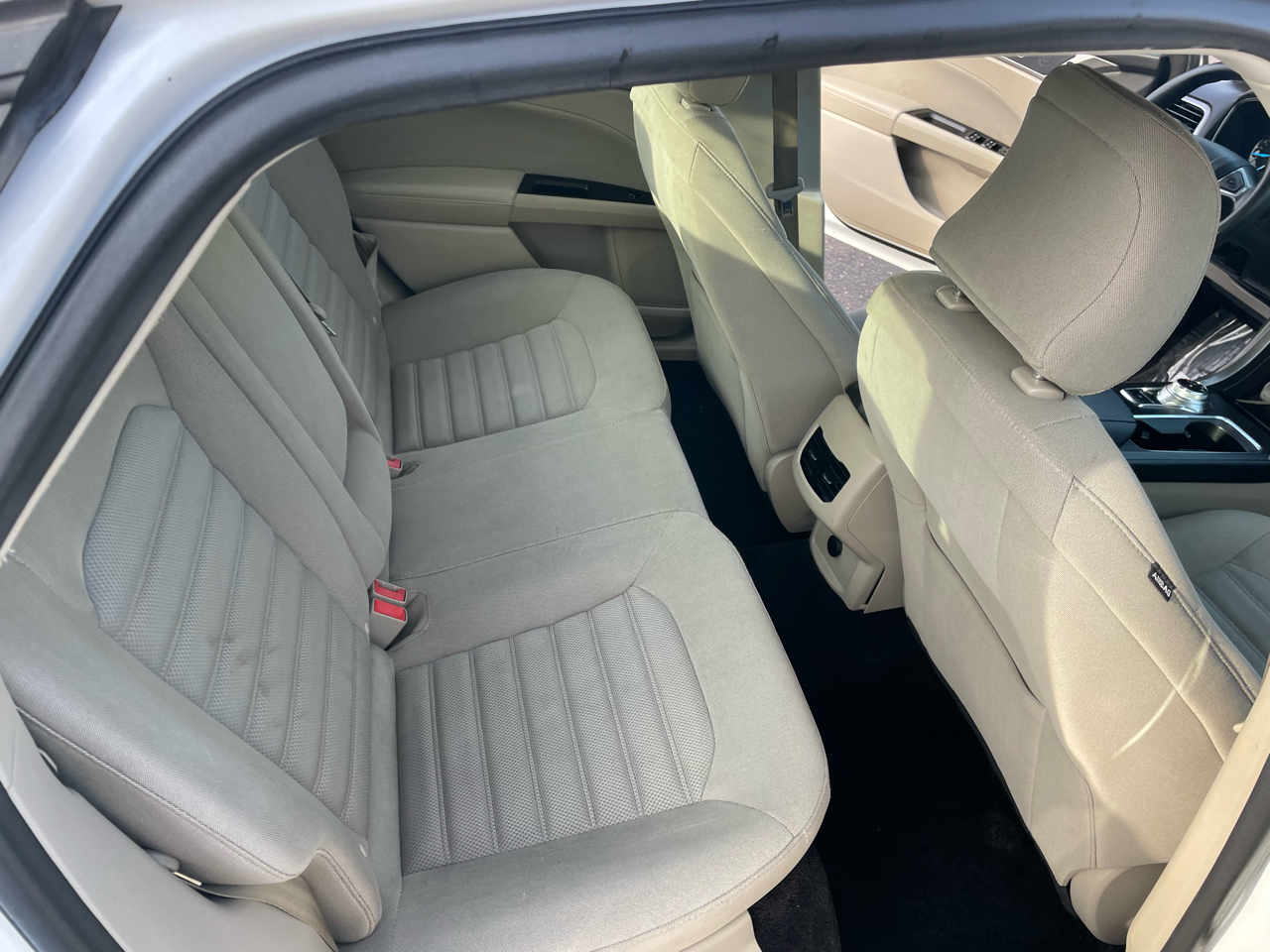 Ford Fusion SE FWD 2017