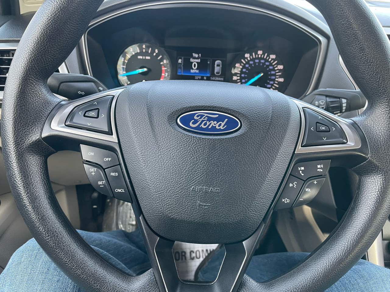 Ford Fusion SE FWD 2017