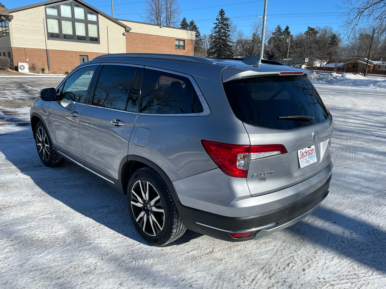 Honda Pilot Touring 7-Passenger 2WD 2020