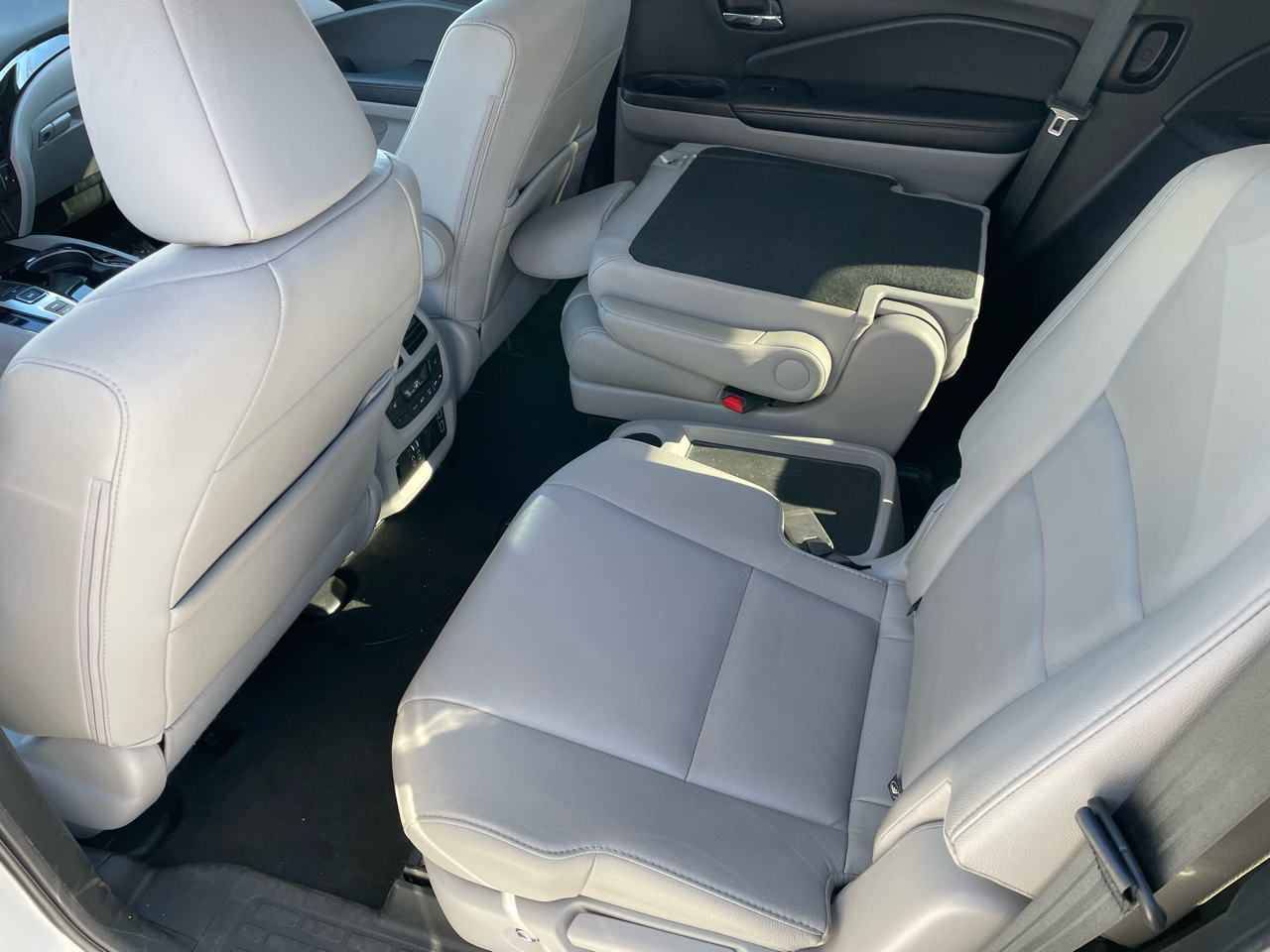 Honda Pilot Touring 7-Passenger 2WD 2020