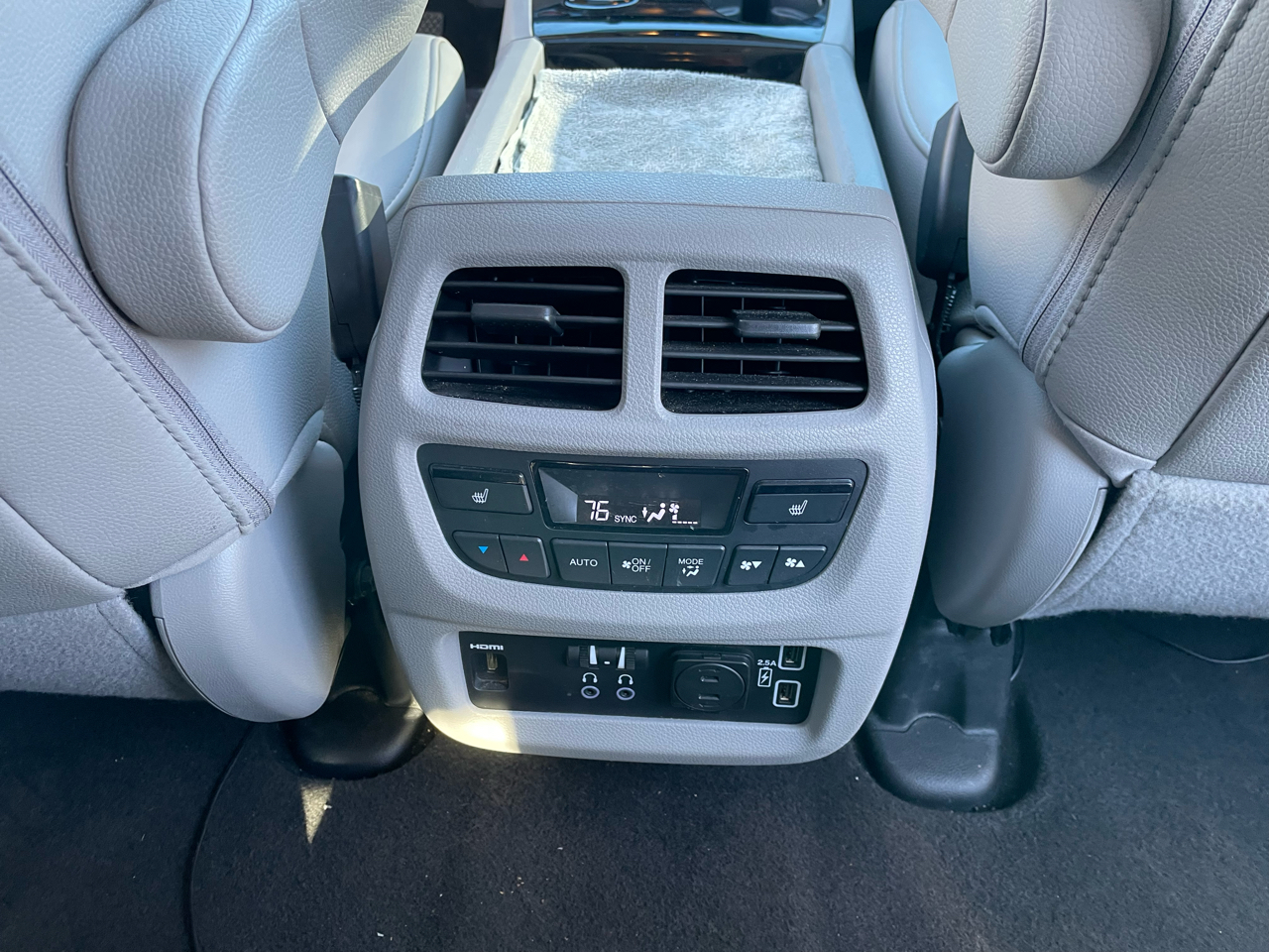 Honda Pilot Touring 7-Passenger 2WD 2020