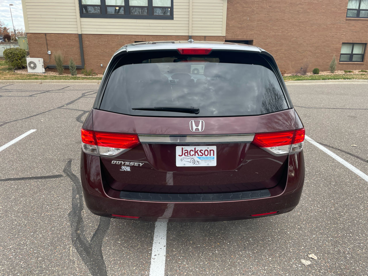 2014 Honda Odyssey photo 2