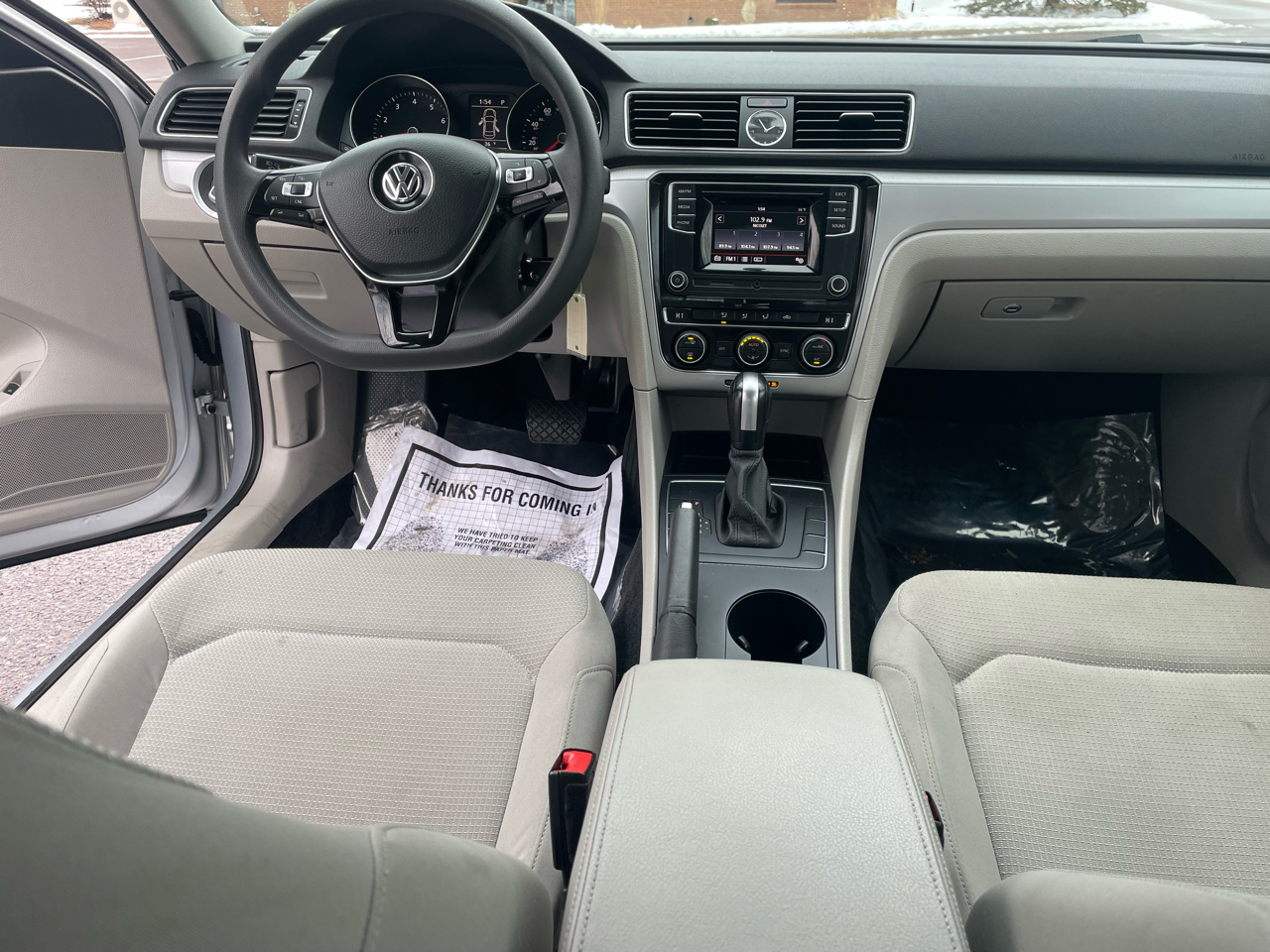 Volkswagen Passat 4dr Sdn 1.8T Auto S PZEV 2016