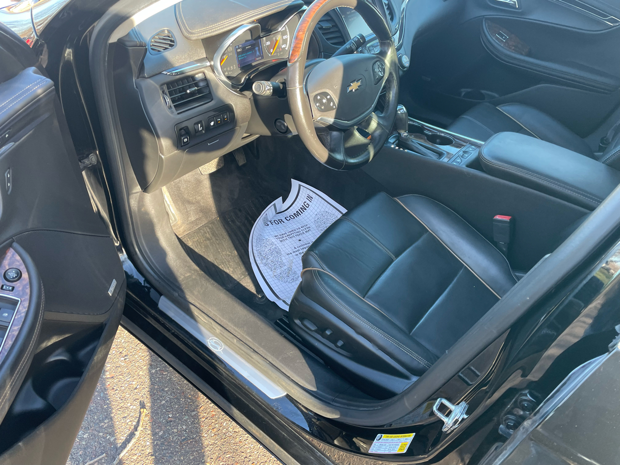 2014 Chevrolet Impala LTZ photo 2