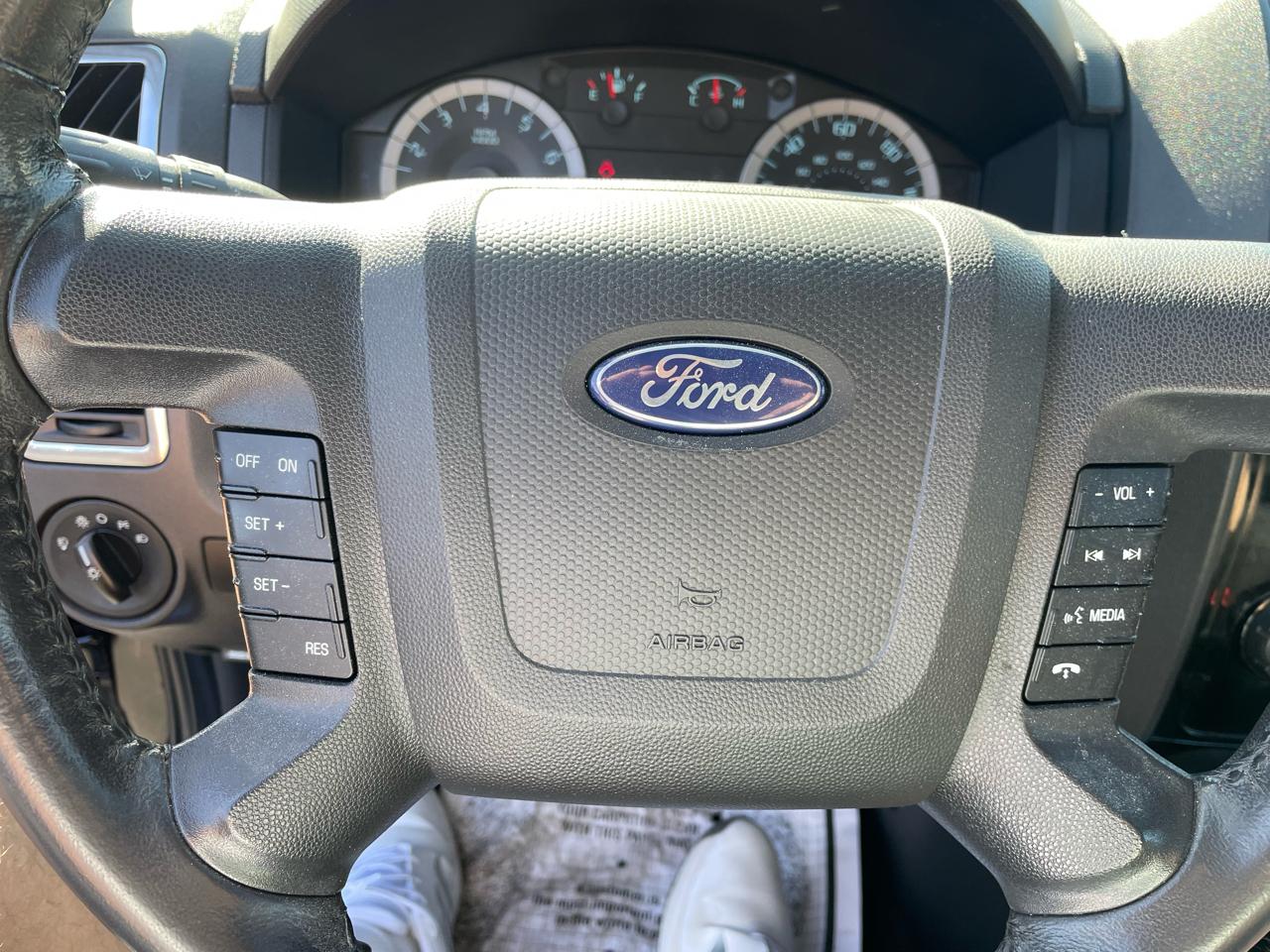 Ford Escape FWD 4dr Limited 2012