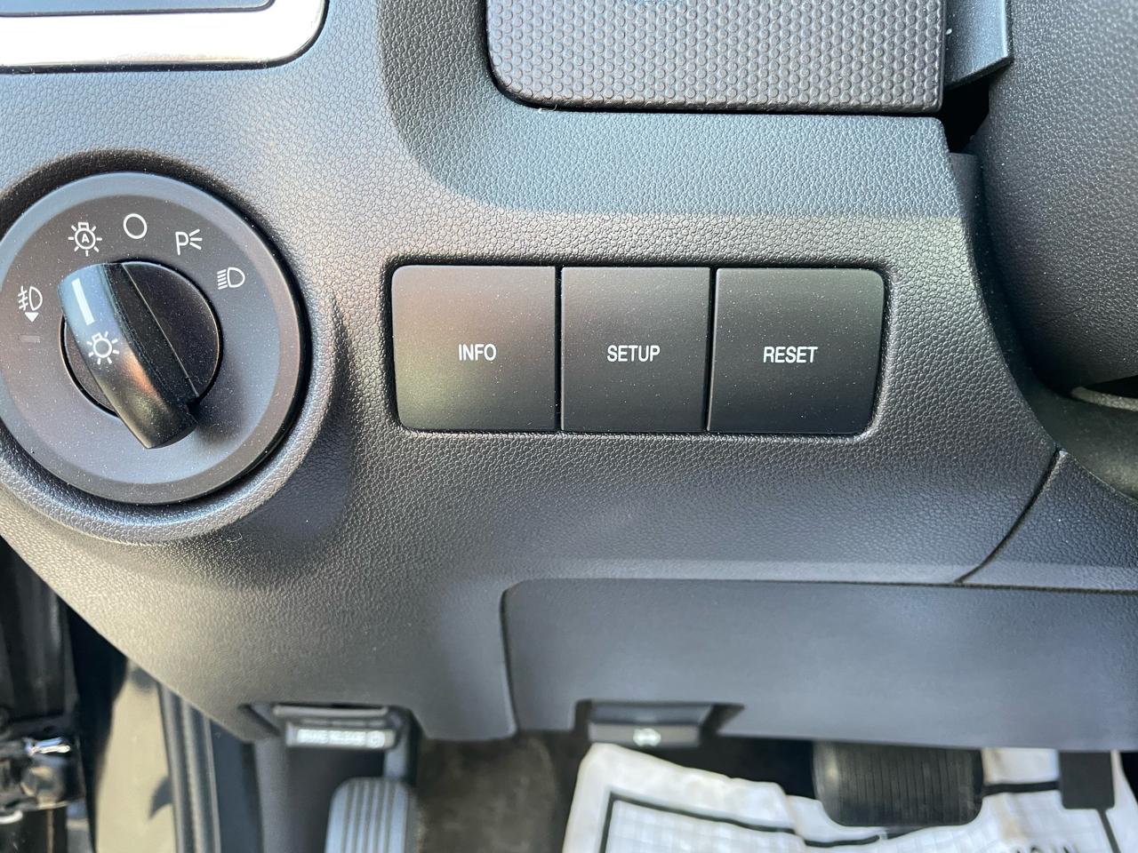 Ford Escape FWD 4dr Limited 2012