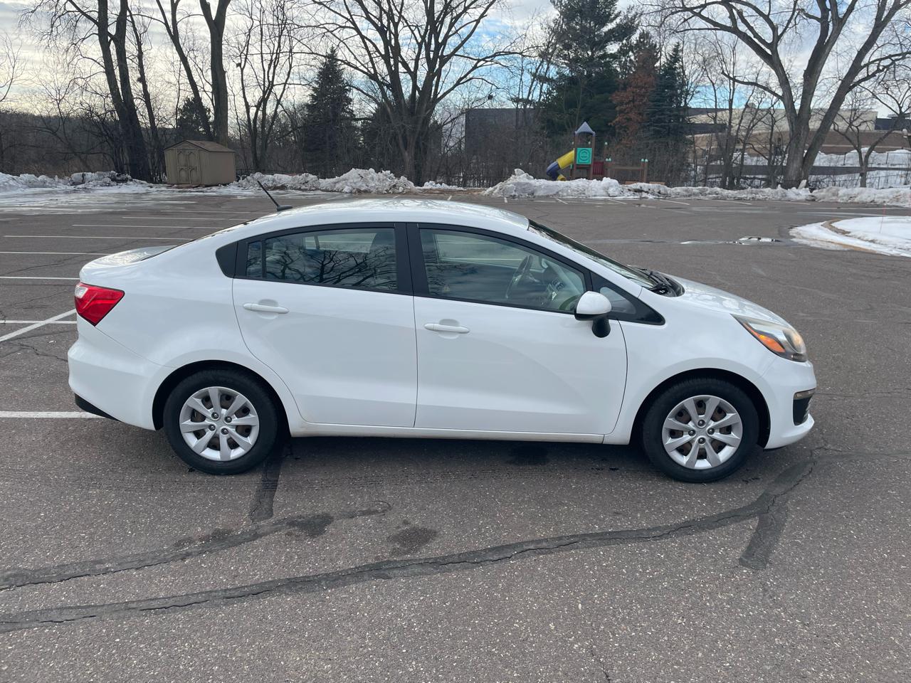 Kia Rio 4dr Sdn Auto LX 2016