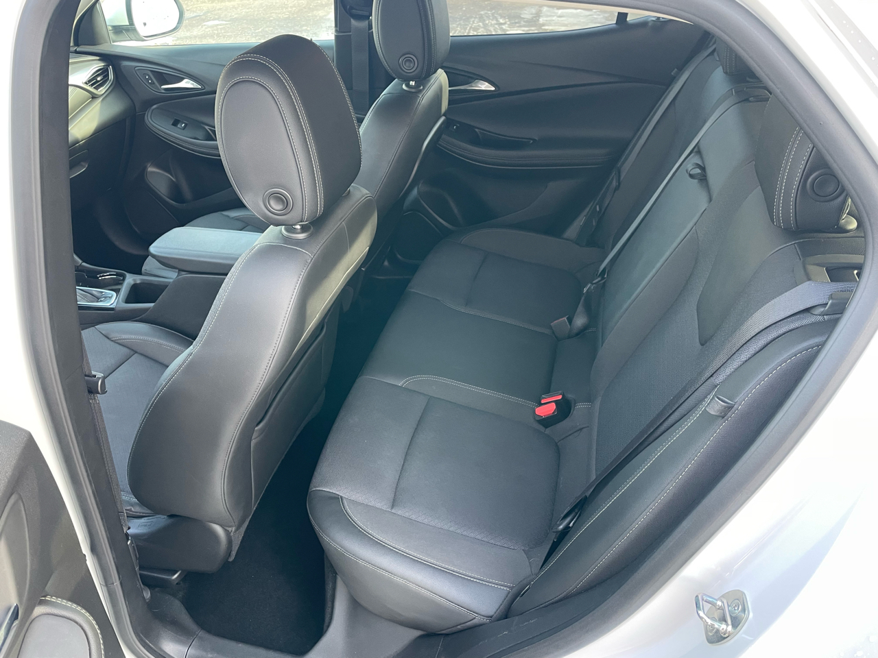 Buick Encore GX FWD 4dr Select 2023