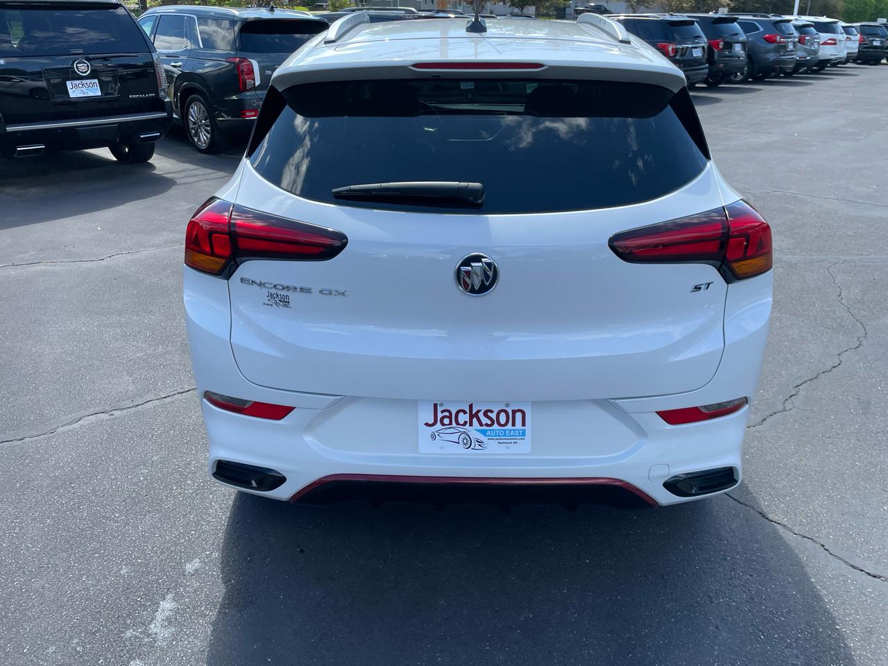 View vehicle photo 4