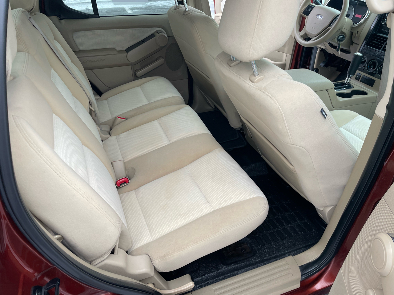 Ford Explorer Sport Trac 4WD 4dr XLT 2010