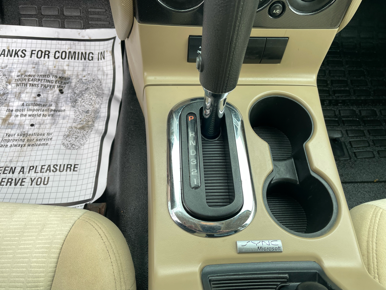 Ford Explorer Sport Trac 4WD 4dr XLT 2010