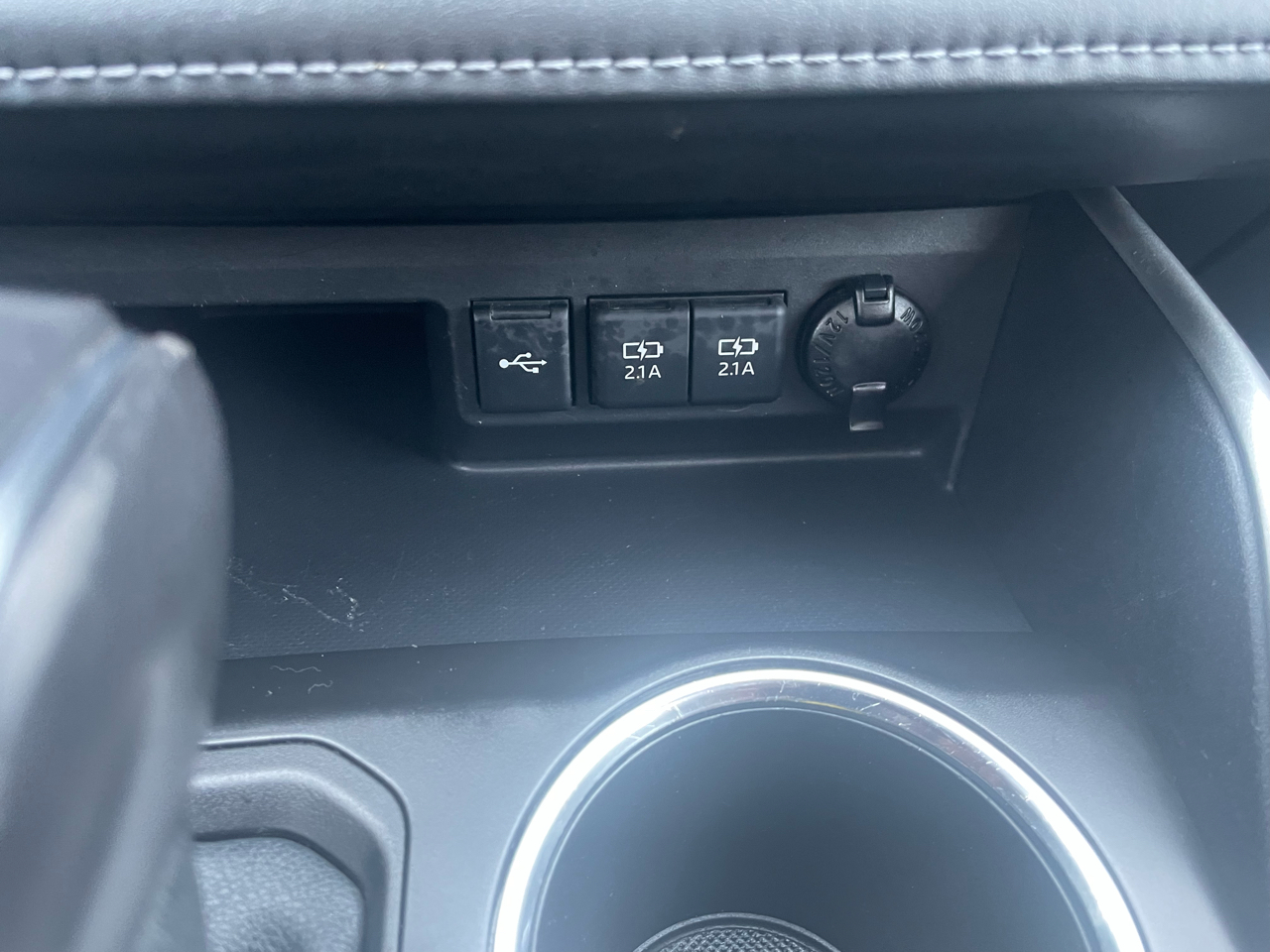 Toyota Highlander XLE AWD (Natl) 2021