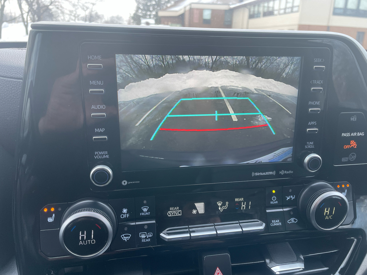 Toyota Highlander XLE AWD (Natl) 2021