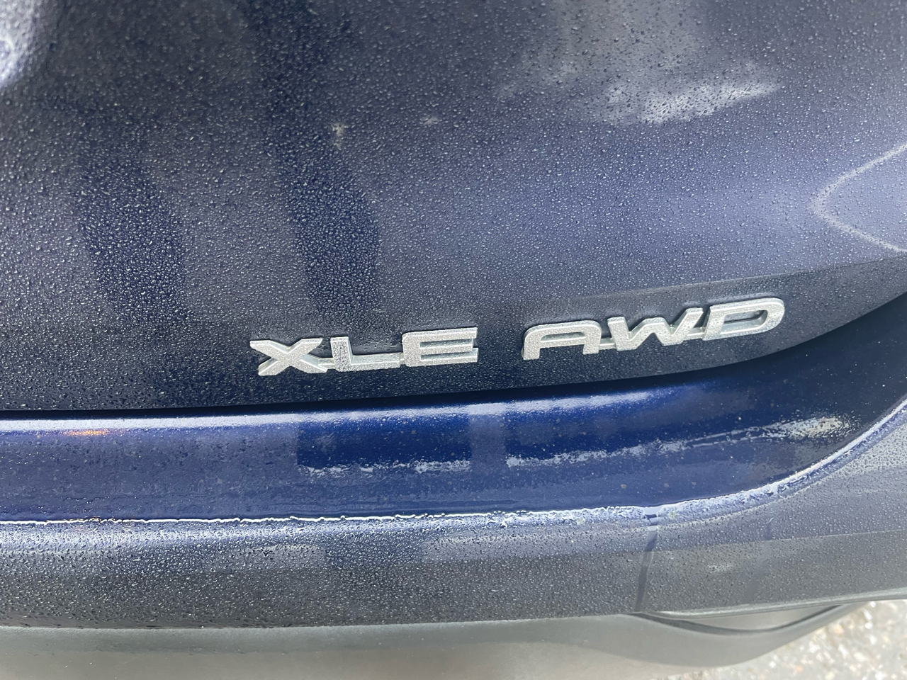 Toyota Highlander XLE AWD (Natl) 2021