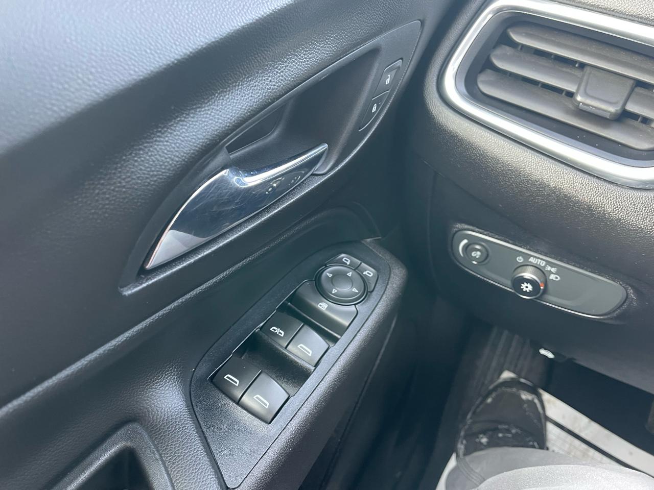 Chevrolet Equinox FWD 4dr LT w/1LT 2019